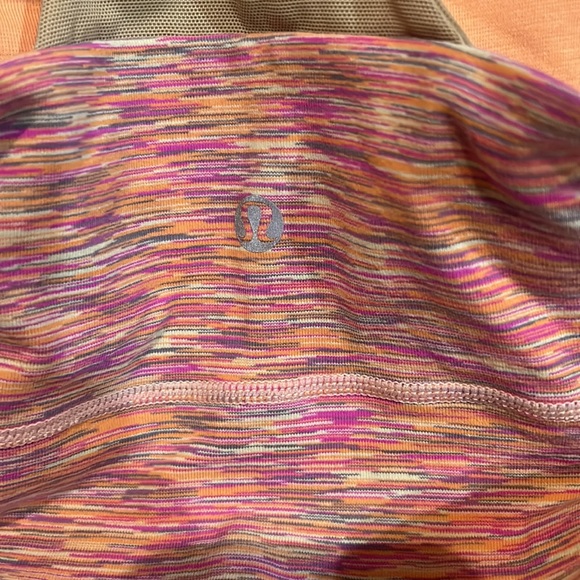 Lululemon athletica scoo neck tank, size 4 - Picture 9 of 13